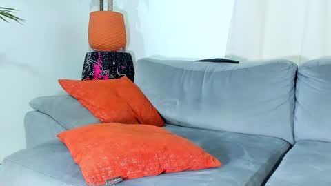 Calix  Independient model Insta and twt Calixsnake online show from 12/11/24, 05:21