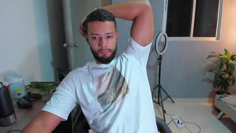 Snapshot of j_calix chatting on 04/13/26, 11:54 Calix Independient model Insta and twt Calixsnake online show from 04/13/26, 11:54
