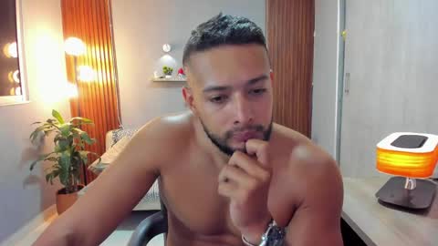 Snapshot of j_calix chatting on 04/19/26, 12:54 Calix Independient model Insta and twt Calixsnake online show from 04/19/26, 12:54