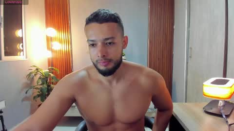 Snapshot of j_calix chatting on 05/09/26, 01:55 Calix Independient model Insta and twt Calixsnake online show from 05/09/26, 01:55