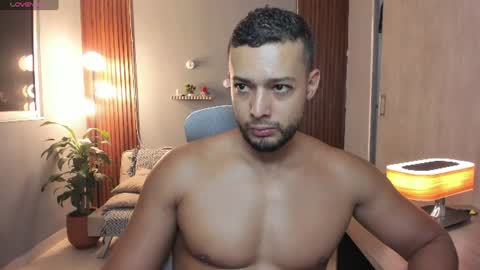 Snapshot of j_calix chatting on 06/18/26, 11:42 Calix Independient model Insta and twt Calixsnake online show from 06/18/26, 11:42