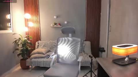 Snapshot of j_calix chatting on 06/20/26, 12:47 Calix Independient model Insta and twt Calixsnake online show from 06/20/26, 12:47