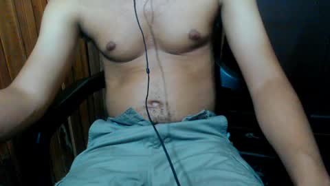 Snapshot of j_castello chatting on 05/21/26, 02:18 J online show from 05/21/26, 02:18