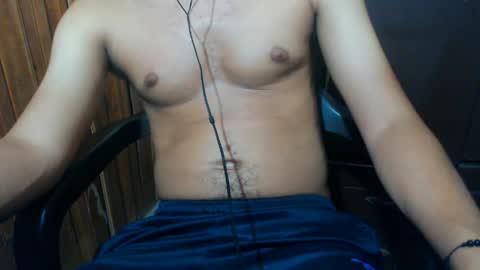 Snapshot of j_castello chatting on 05/26/26, 03:13 J online show from 05/26/26, 03:13