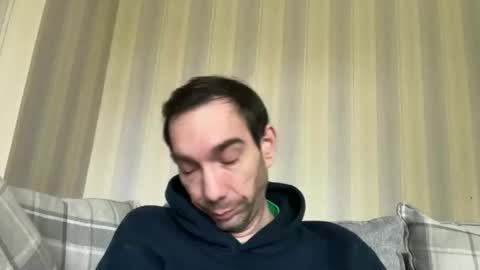 Snapshot of j_dc chatting on 04/11/26, 12:53 j_dc online show from 04/11/26, 12:53