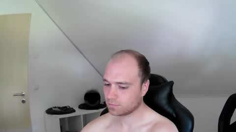 here4y online show from 05/09/26, 09:58