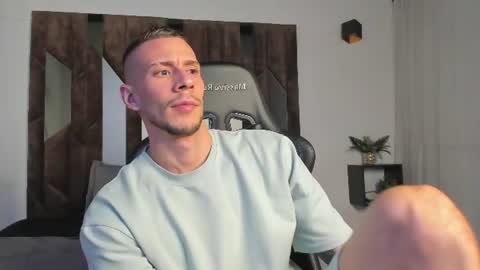 J King online show from 06/22/26, 05:54
