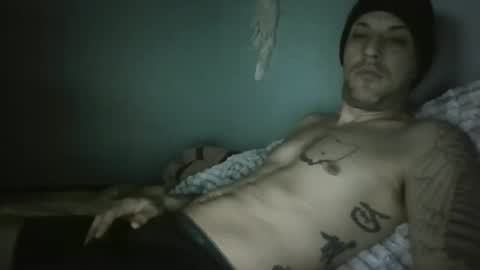 Snapshot of j_lion85 chatting on 11/18/25, 09:03 j_lion85 online show from 11/18/25, 09:03