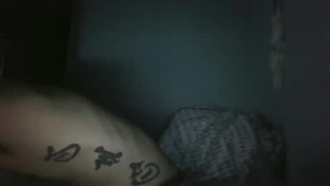 Snapshot of j_lion85 chatting on 11/24/25, 10:04 j_lion85 online show from 11/24/25, 10:04