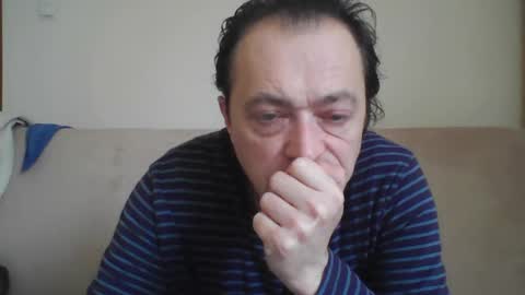 Snapshot of ja424387 chatting on 11/30/25, 11:03 Tomek online show from 11/30/25, 11:03