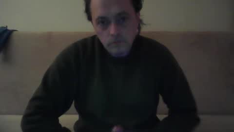 Snapshot of ja424387 chatting on 01/12/26, 03:39 Tomek online show from 01/12/26, 03:39