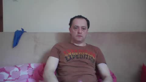 Snapshot of ja424387 chatting on 02/10/26, 09:35 Tomek online show from 02/10/26, 09:35