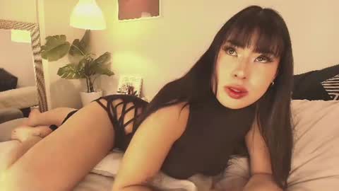 Jade online show from 06/18/26, 07:07