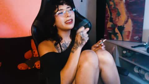 Snapshot of jaadee18 chatting on 06/05/26, 04:41 jade 18 online show from 06/05/26, 04:41