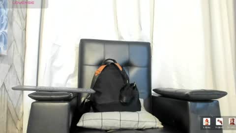 Snapshot of jaadewest_ chatting on 07/22/26, 11:02 Jade West online show from 07/22/26, 11:02