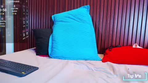   online show from 01/29/25, 10:32