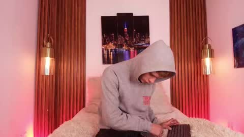 JACK  online show from 12/01/25, 12:32