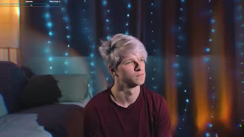 Snapshot of jack_frozt chatting on 12/04/25, 10:24 brestonsweet online show from 12/04/25, 10:24