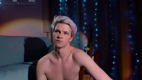 Snapshot of jack_frozt chatting on 12/04/25, 10:29 brestonsweet online show from 12/04/25, 10:29