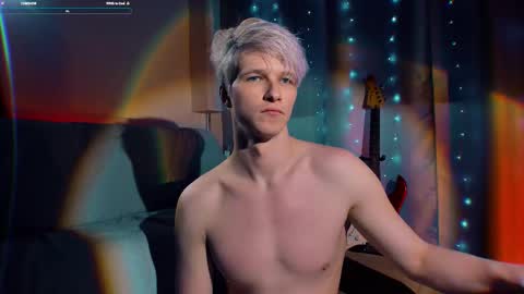 Snapshot of jack_frozt chatting on 12/05/25, 11:52 brestonsweet online show from 12/05/25, 11:52