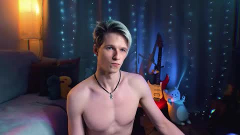 Snapshot of jack_frozt chatting on 02/18/26, 03:46 brestonsweet online show from 02/18/26, 03:46