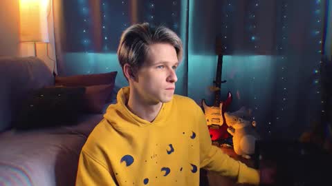 Snapshot of jack_frozt chatting on 03/04/26, 09:04 brestonsweet online show from 03/04/26, 09:04