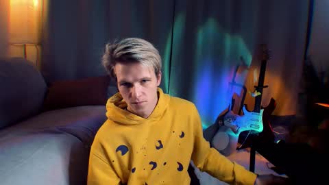 Snapshot of jack_frozt chatting on 03/15/26, 05:19 brestonsweet online show from 03/15/26, 05:19