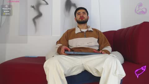    online show from 06/02/26, 12:07