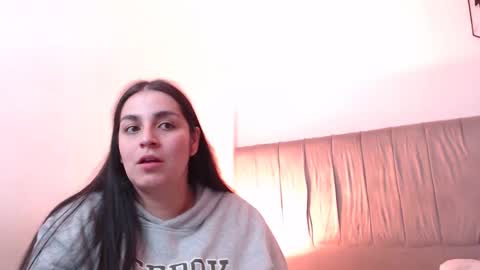 Snapshot of jack_master_muscle chatting on 12/27/24, 03:31 jack and leah online show from 12/27/24, 03:31