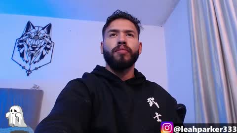 Snapshot of jack_master_muscle chatting on 10/21/25, 12:11 jack and leah online show from 10/21/25, 12:11