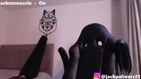 Snapshot of jack_master_muscle chatting on 01/18/26, 09:40 jack and leah online show from 01/18/26, 09:40