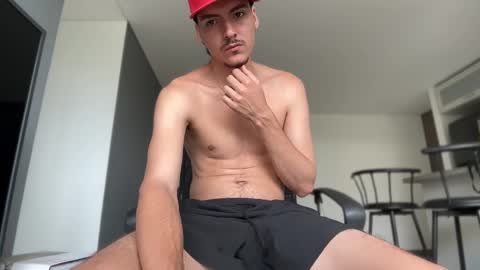 INDEPENDENT MODEL online show from 11/01/25, 03:58