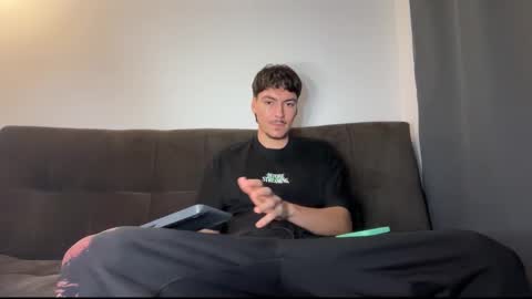 INDEPENDENT MODEL online show from 01/14/26, 11:31