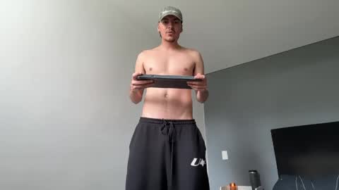 Snapshot of jack_norizz chatting on 05/17/26, 03:19 INDEPENDENT MODEL online show from 05/17/26, 03:19