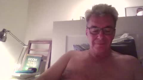 Snapshot of jackblack650 chatting on 09/23/25, 09:29 jackblack650 online show from 09/23/25, 09:29