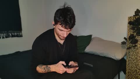 Snapshot of jackdesfeux chatting on 11/16/25, 01:17 Jack online show from 11/16/25, 01:17