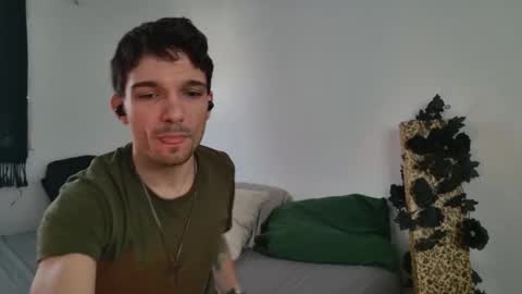 Snapshot of jackdesfeux chatting on 11/18/25, 04:22 Jack online show from 11/18/25, 04:22