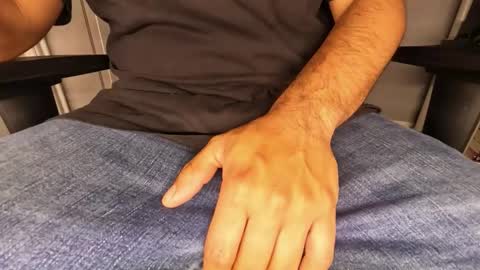 Snapshot of jackenwatch chatting on 11/22/25, 09:08 jackenwatch online show from 11/22/25, 09:08