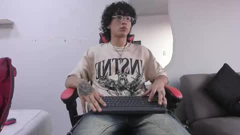 Jackes Taylor online show from 11/15/25, 09:21