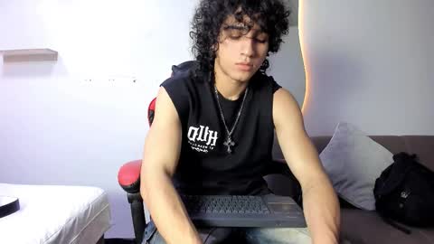 Snapshot of jackestaylor chatting on 03/17/26, 04:39 Jackes Taylor online show from 03/17/26, 04:39