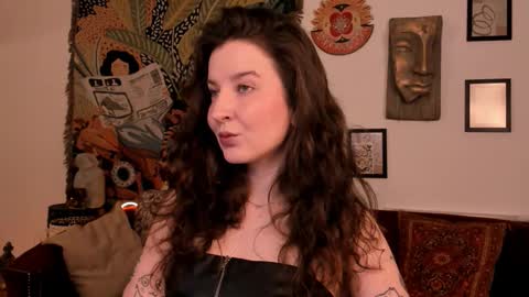 Snapshot of jackiebard chatting on 11/29/25, 01:25 Jackie Byrd online show from 11/29/25, 01:25