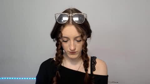 Lisa online show from 01/08/26, 01:02