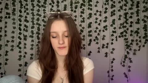 Lisa online show from 02/25/26, 12:04