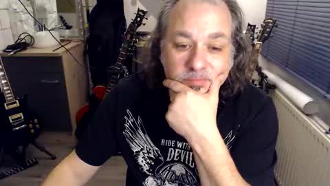 Jack independent model  online show from 05/02/26, 07:30