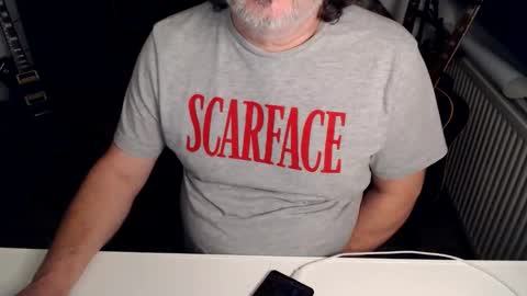 Jack independent model  online show from 05/16/26, 11:36