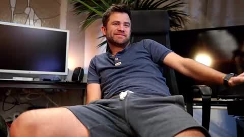 Snapshot of jackoffdude85 chatting on 01/13/26, 05:57 Colten Carter online show from 01/13/26, 05:57