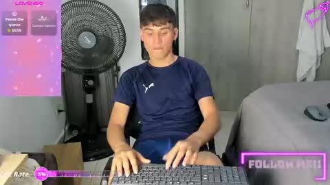 Jack online show from 06/12/26, 01:59