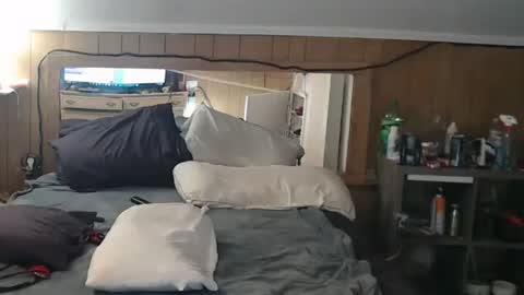 Snapshot of jacksonmale1974 chatting on 01/26/25, 06:17 funtimes49203 online show from 01/26/25, 06:17