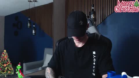 Jackson Olsen online show from 12/24/24, 01:06