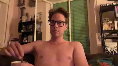 Snapshot of jackyxe chatting on 07/18/26, 02:16 jackyxe online show from 07/18/26, 02:16
